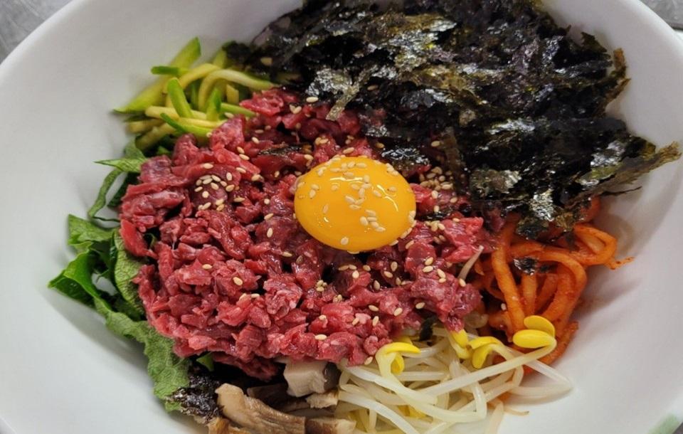 삼산한우촌 육회비빔밥