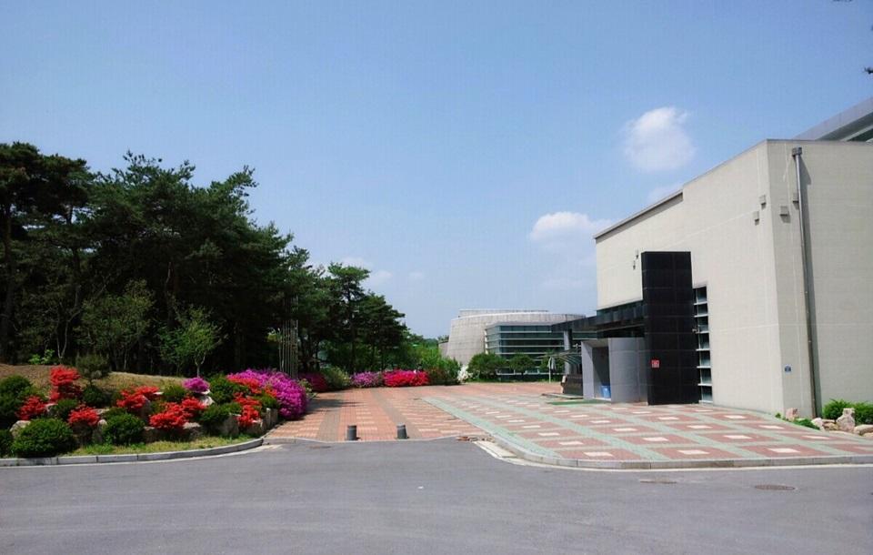 괴산군청소년수련원 건물