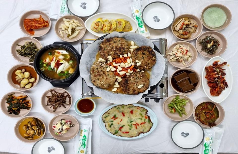 영남식당 한상차림