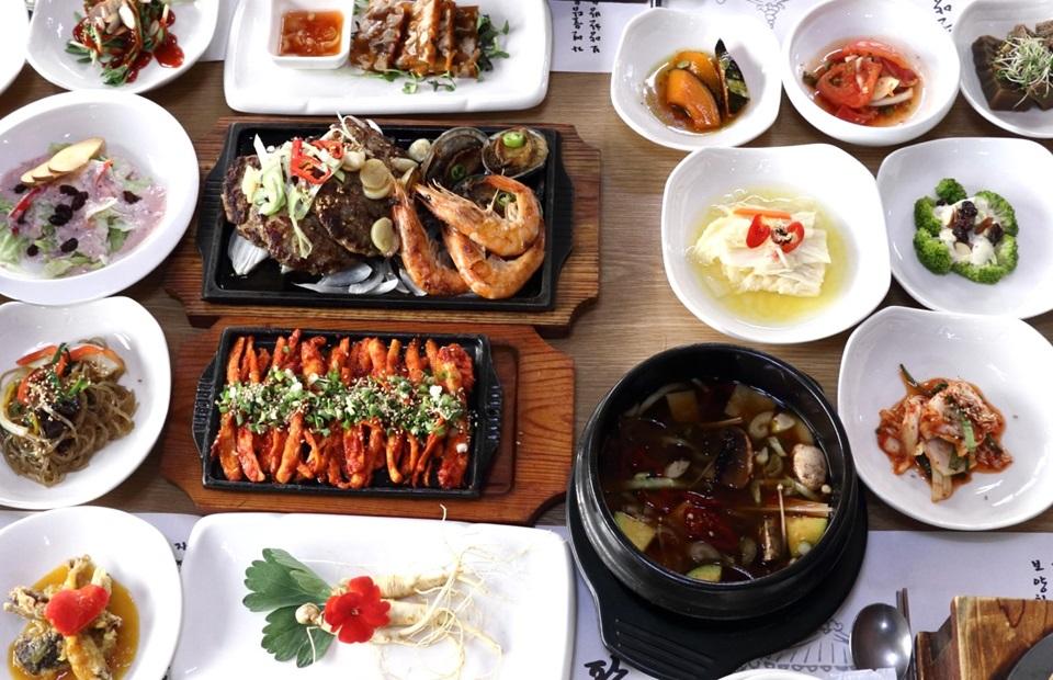 단양팔각정 한상차림2