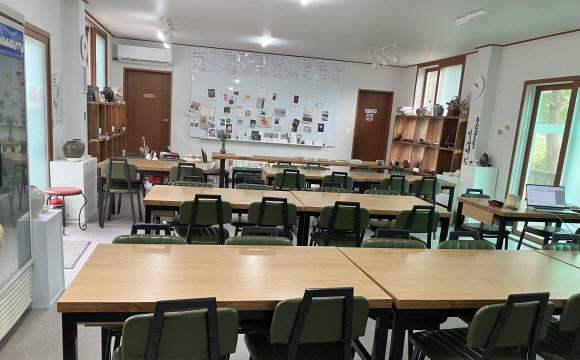 사랑산식당 내부