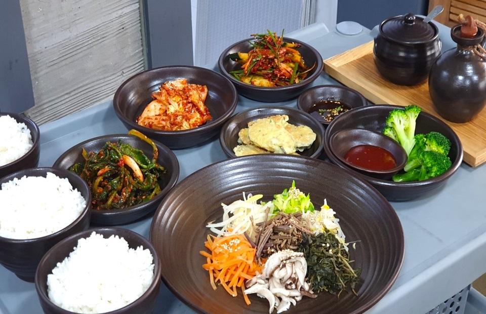 지리산대박터 고매감 나물 한상