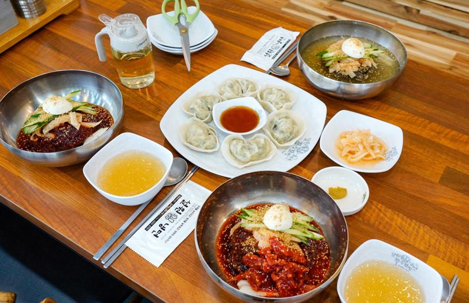 설원칡냉면 단양점 냉면과 만두