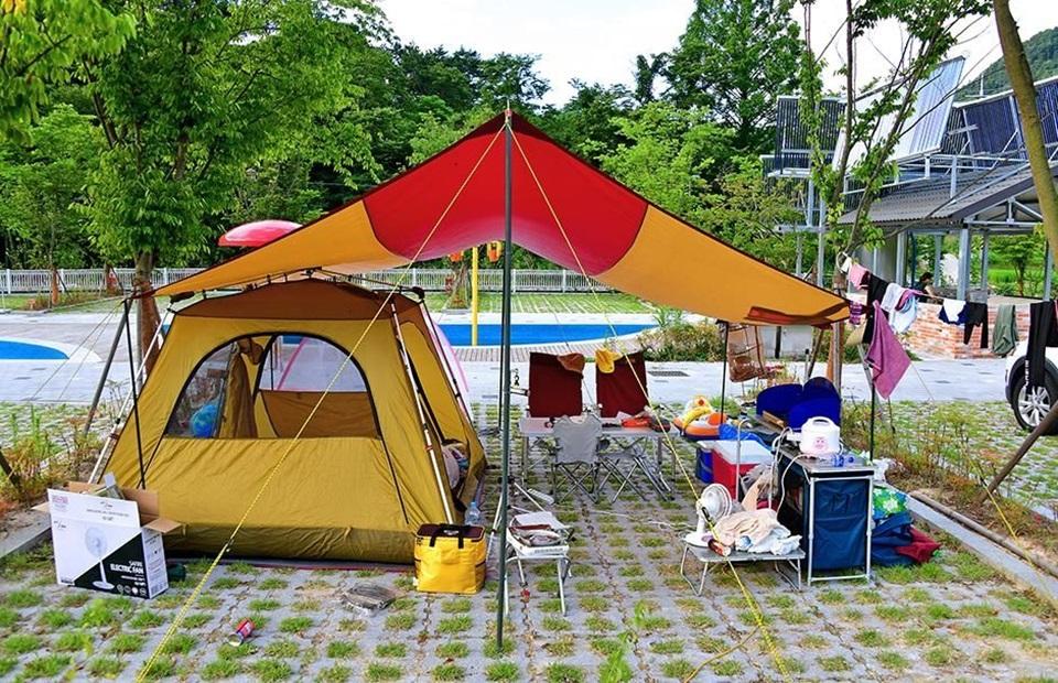 강변사리캠핑장 텐트