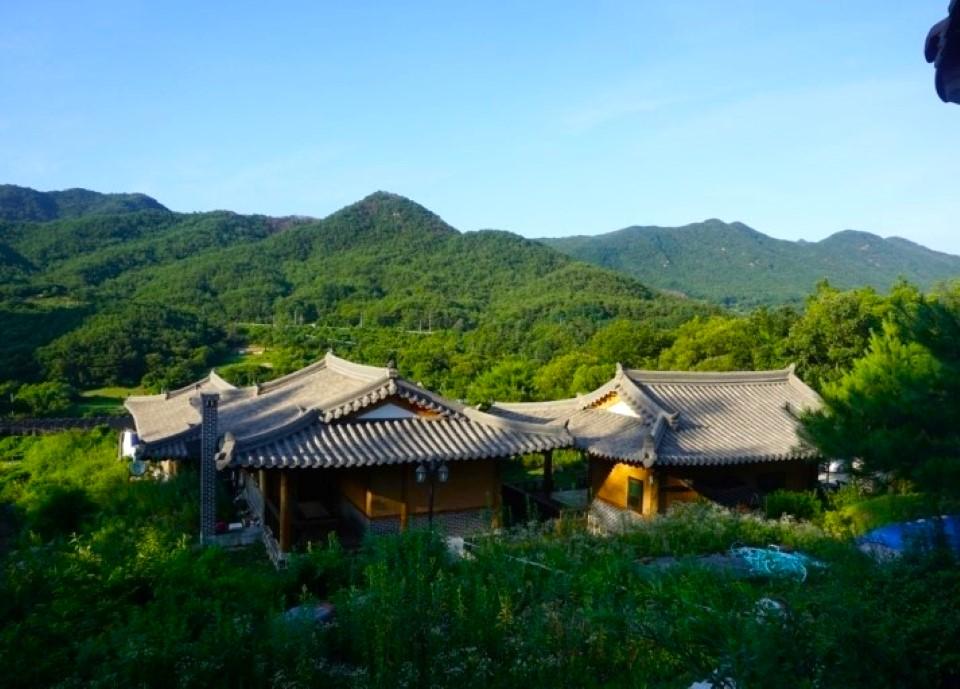 사랑산한옥펜션 외부1