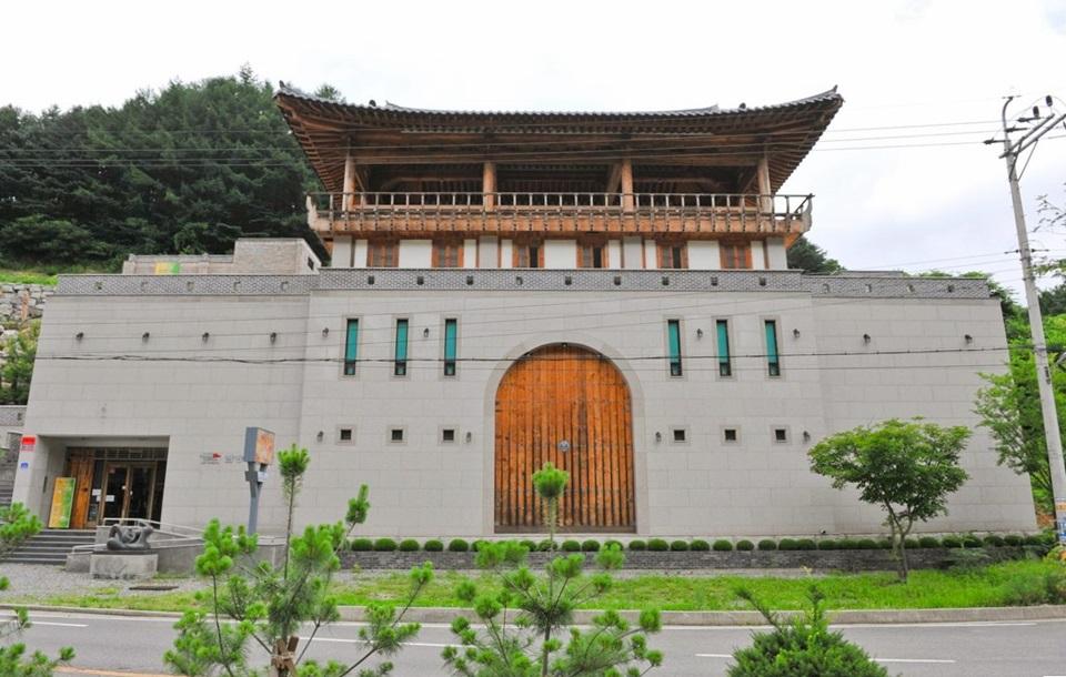 남송미술관 건물 외관