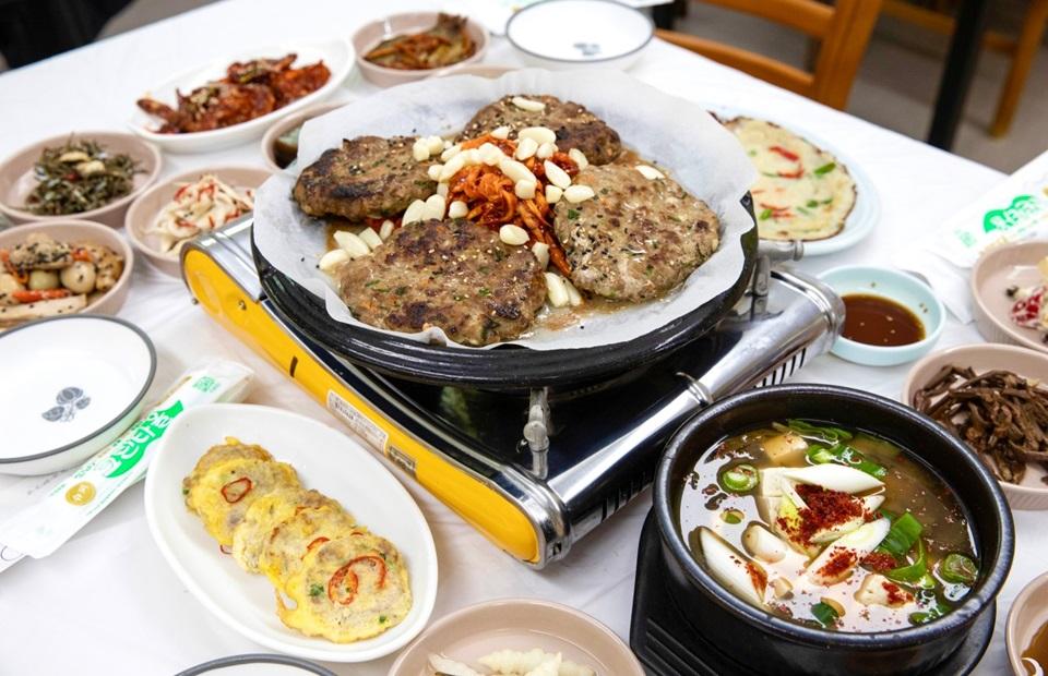 영남식당 떡갈비