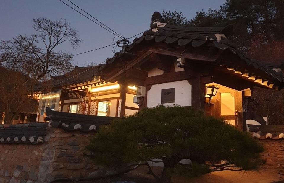 경함정 야경