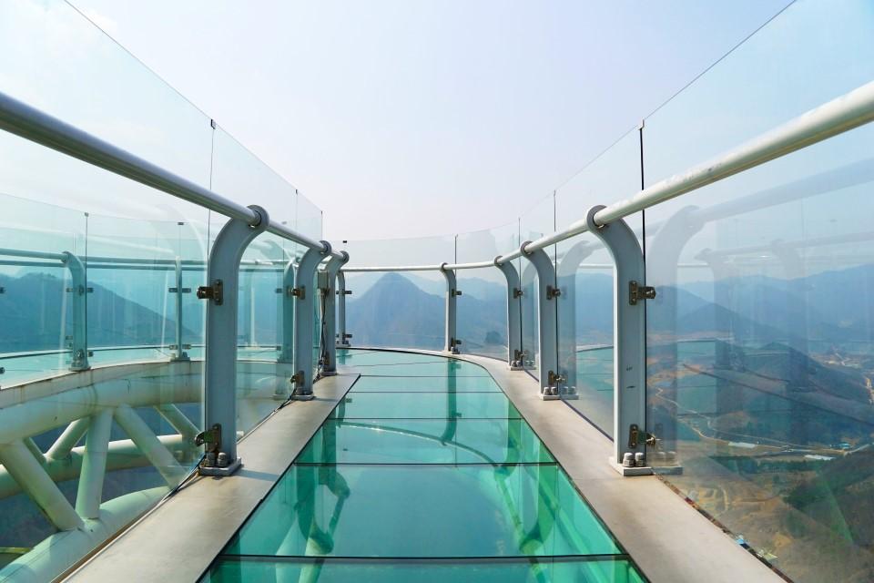 아리힐스 스카이워크 외부2