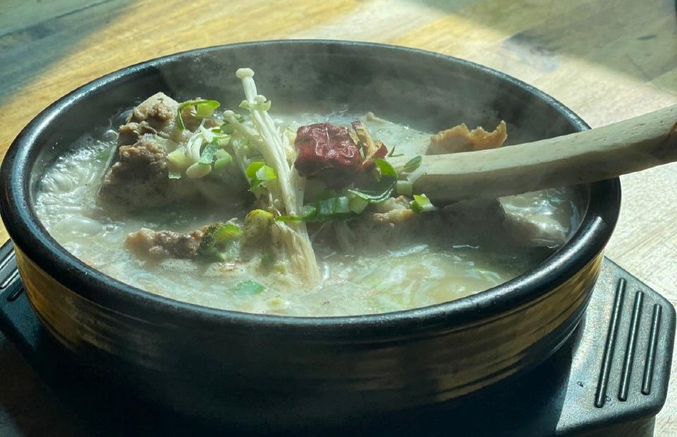 우향안동한우식육식당 갈비탕